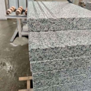 贵阳芝麻白楼梯踏步