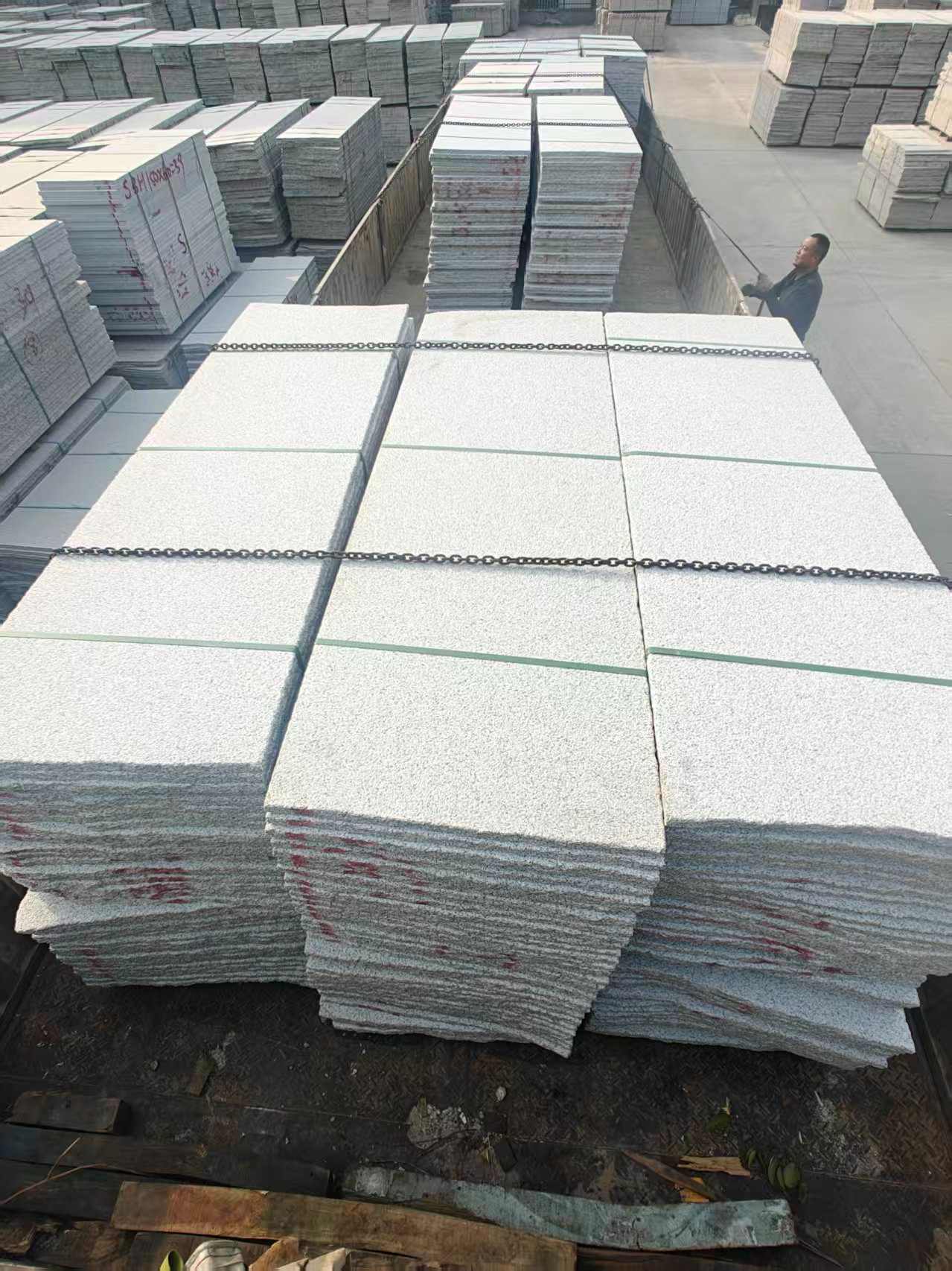 贵阳芝麻白毛板，石材毛板