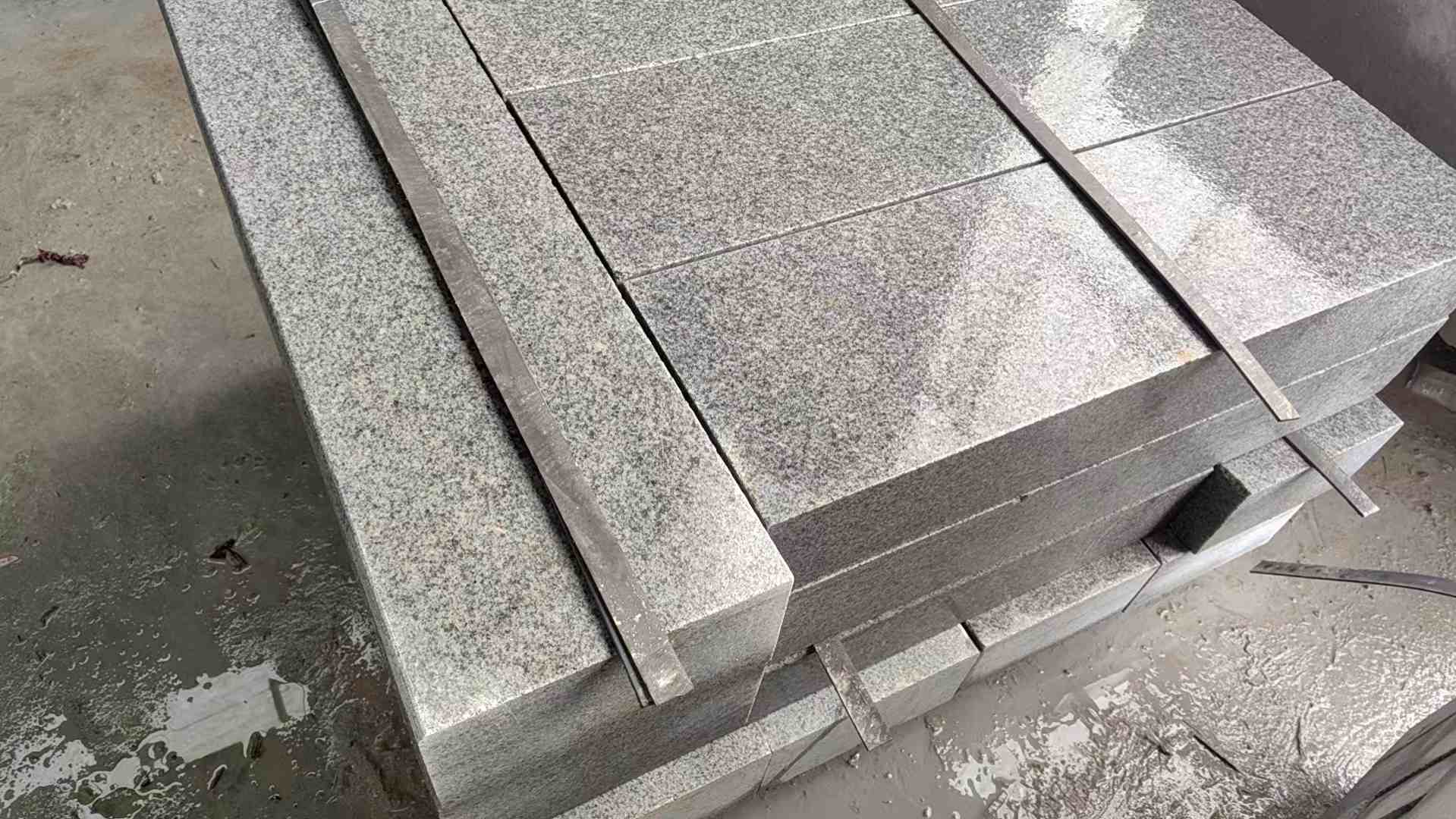 贵阳芝麻灰 芝麻白 路牙石 路侧石 马路牙子